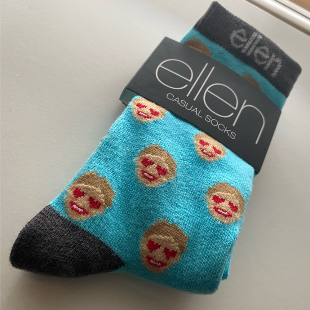 ELLEN DEGENERES 😍 CASUAL SOCKS (BRAND NEW)
